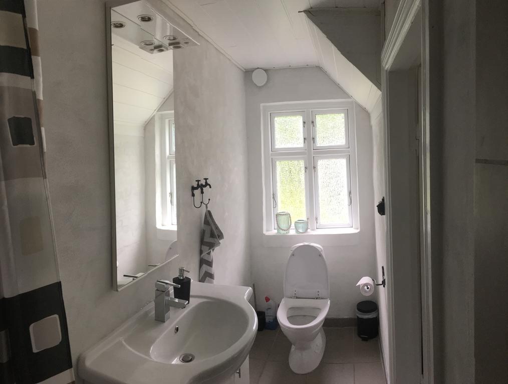 Вилла Skovhuset Uggerby Экстерьер фото